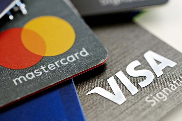 what-credit-card-should-you-use-mastercard-or-visa-safe-loan