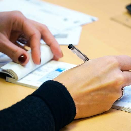 Check Into Cash Advance Loans Online